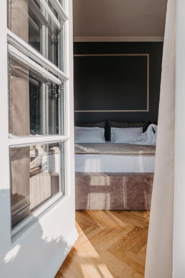 Deluxe Residence Uncle Vassos Thessaloniki Exterior photo